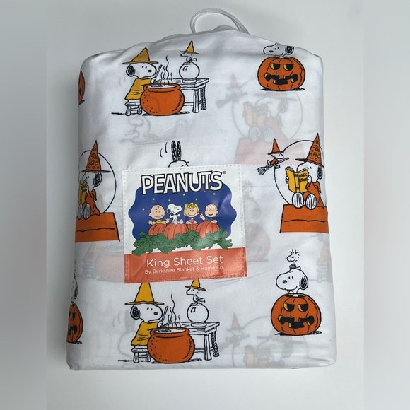 Peanuts Snoopy Pumpkin Magic Potions Halloween Sheet Set - King - Picture 1 of 5